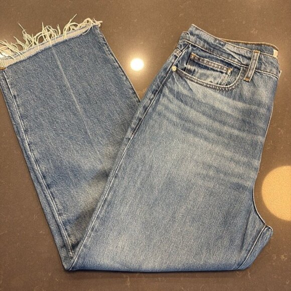 FRAME Le Jane Crop Jean in color Mariner Clean - Picture 3 of 9
